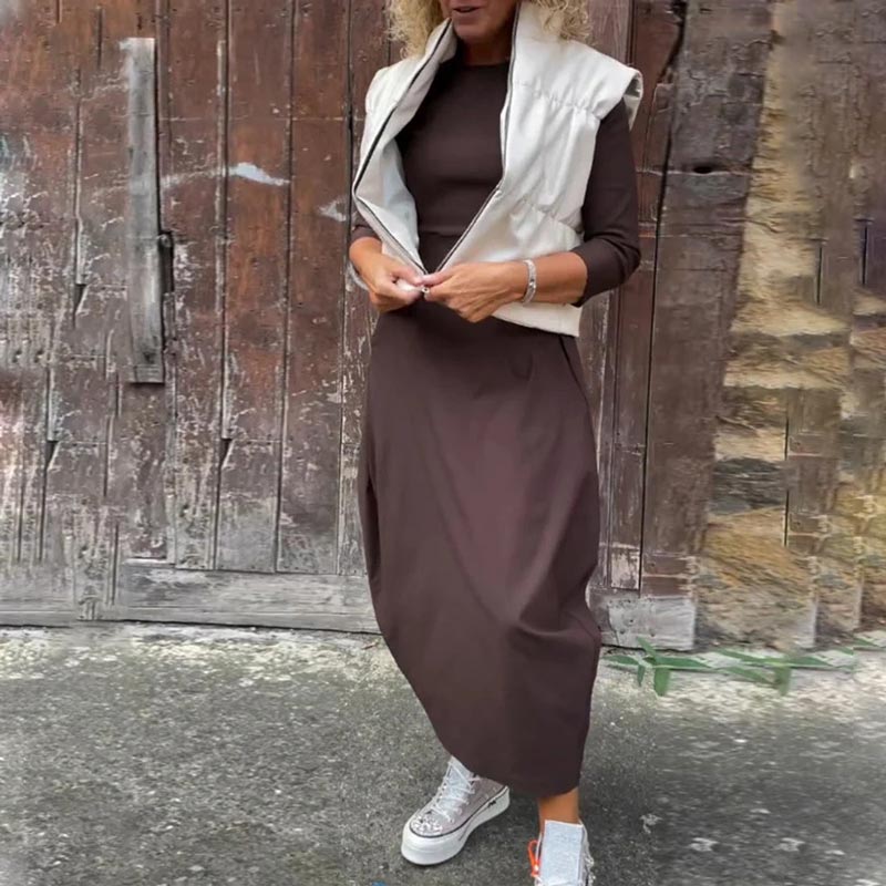 Elizabeth | Timeless Dress with Practical Sophistication